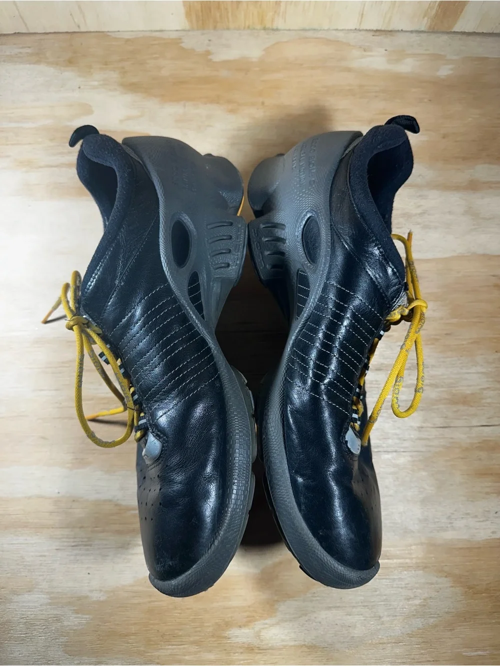 Ecco Biom Yak Black Leather Sneakers Men’s Size 9.5
